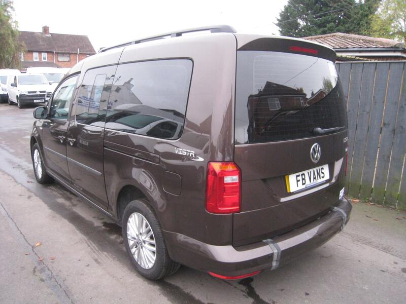 VOLKSWAGEN CADDY MAXI LIFE