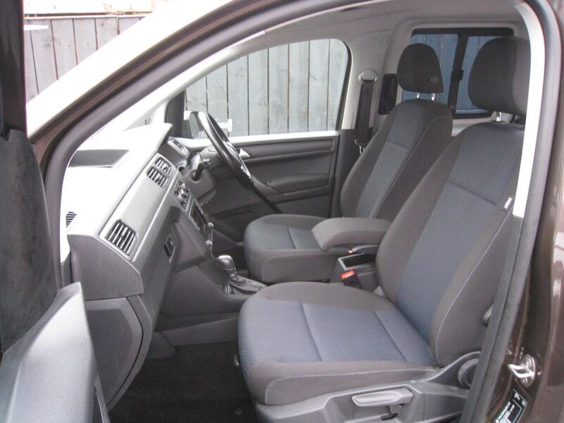 VOLKSWAGEN CADDY MAXI LIFE