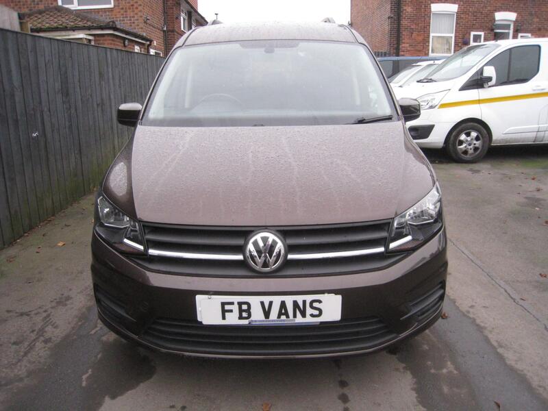 VOLKSWAGEN CADDY MAXI LIFE