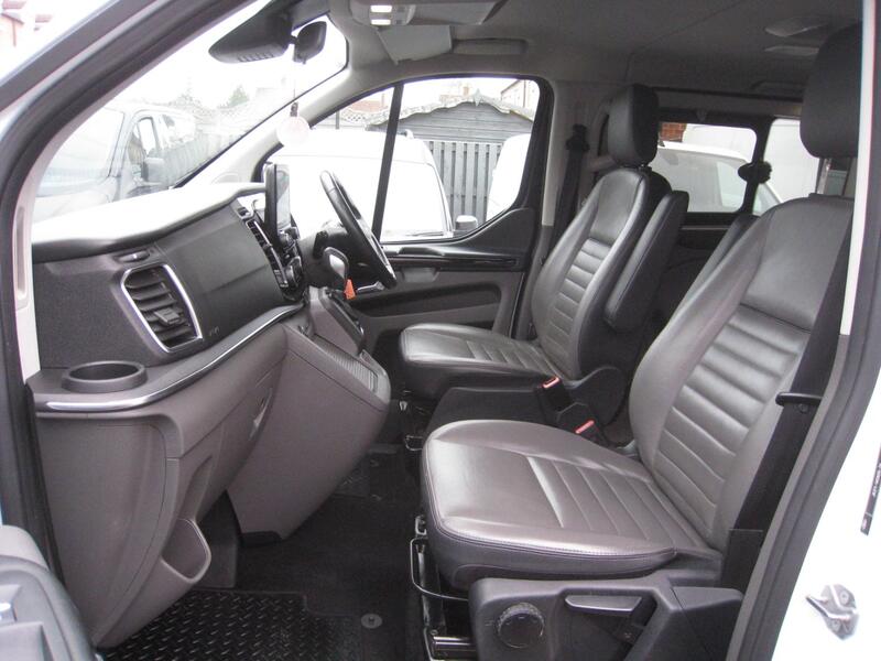 FORD TOURNEO CUSTOM