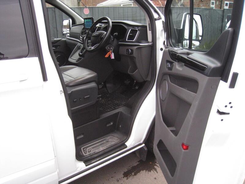 FORD TOURNEO CUSTOM