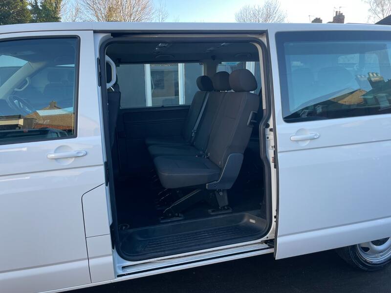 VOLKSWAGEN TRANSPORTER
