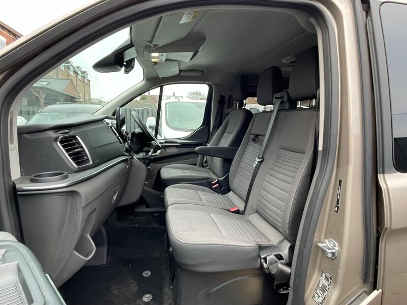 FORD TOURNEO CUSTOM