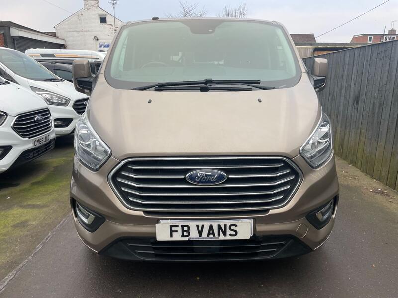 FORD TOURNEO CUSTOM