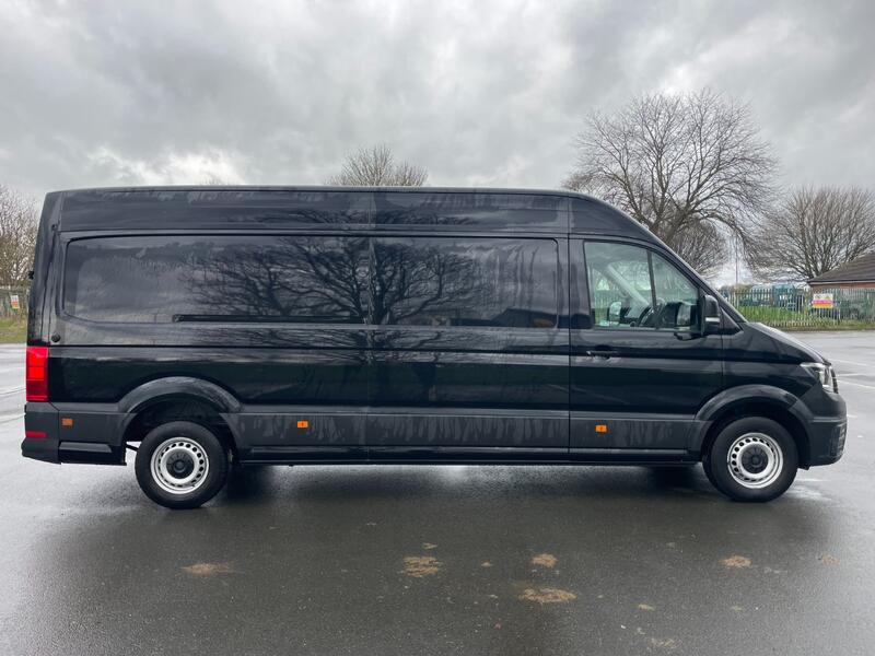 VOLKSWAGEN CRAFTER