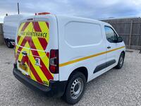PEUGEOT PARTNER