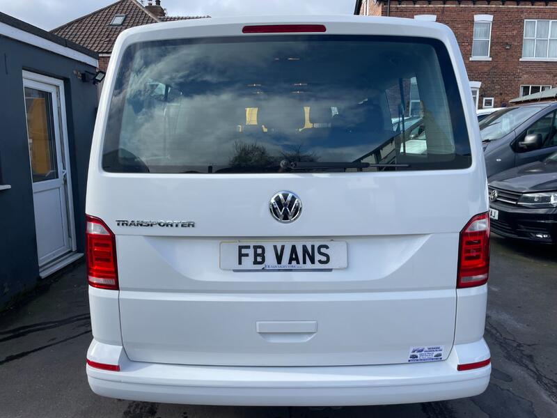 VOLKSWAGEN TRANSPORTER