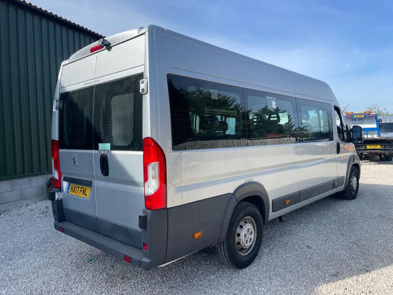 PEUGEOT BOXER