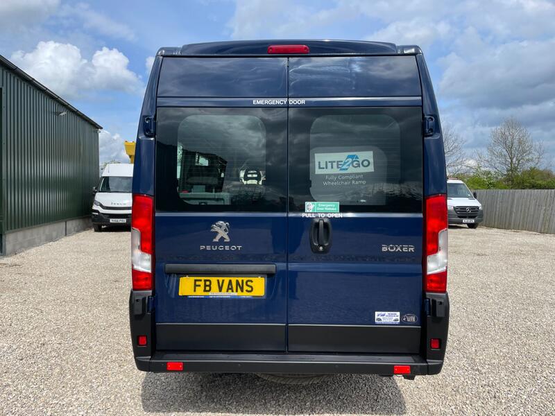 PEUGEOT BOXER