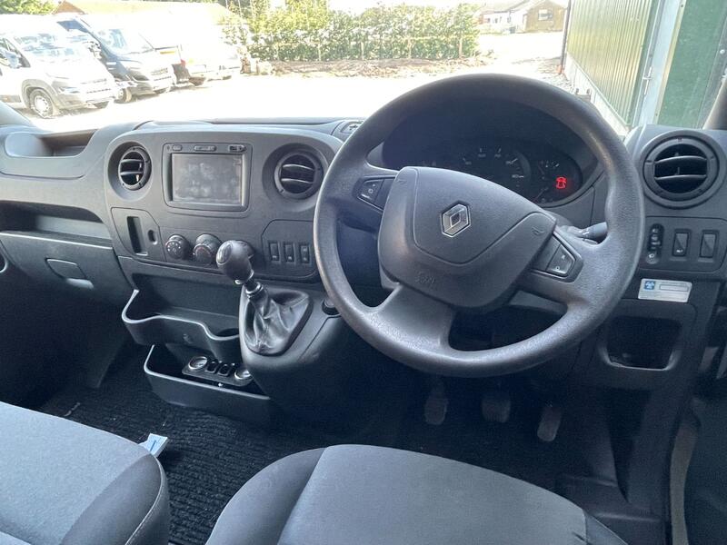 RENAULT MASTER