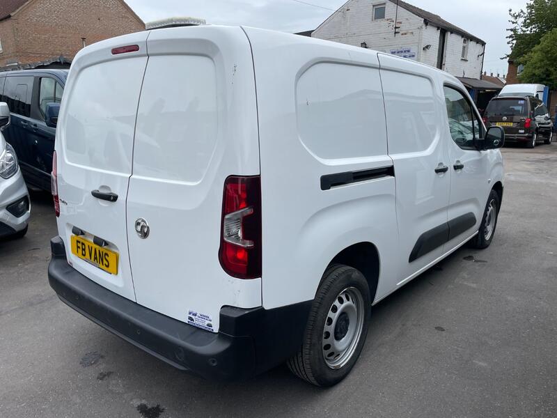 VAUXHALL COMBO